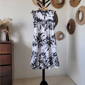 Vintage Black and White Floral Mu’umu’u Dress